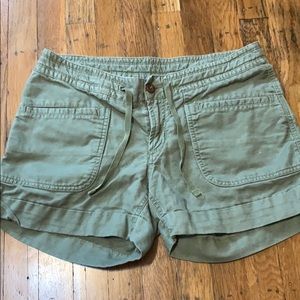 The North Face shorts